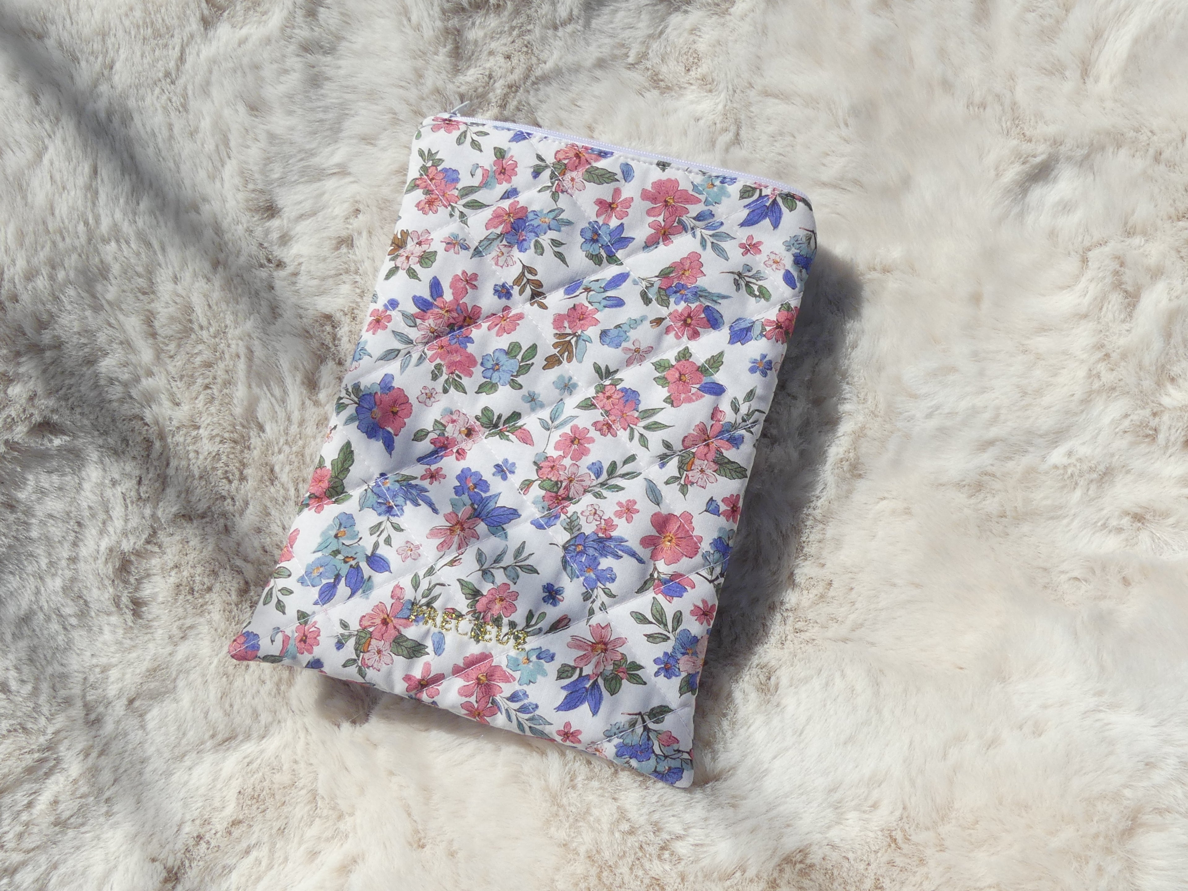 Pochette à livre personnalisée